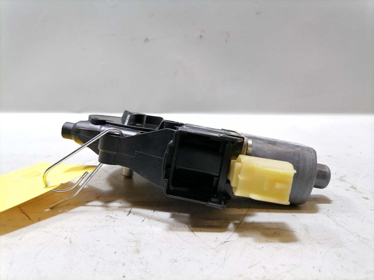 Ford fiesta JA8 original Fensterhebermotor vorn rechts Bj.2010